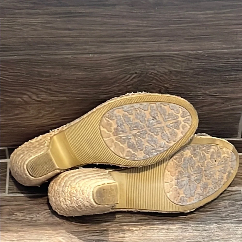 White Mountain Mossy Gray Fabric Espadrille Sandals with Bow Detail
